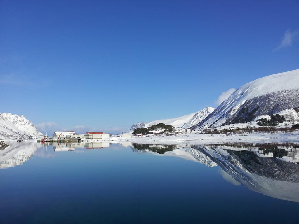 Rabben Feriested Lyngværet エクステリア 写真